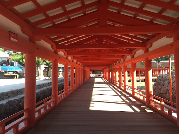 厳島神社の回廊